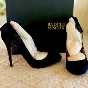 Badgley Mischka satin pumps (4in) with embellishment. Size 8.5
